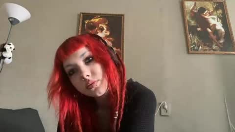 Mia online show from May 12, 2026, 2:03 pm