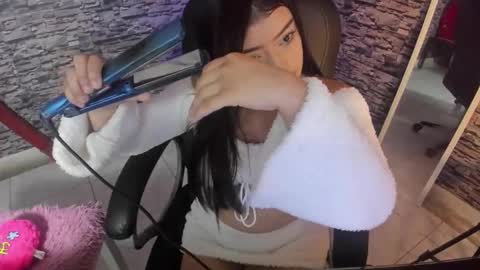 Snapshot of sascha_doll chatting on February 24, 2026, 3:48 am Sascha Doll online show from February 24, 2026, 3:48 am