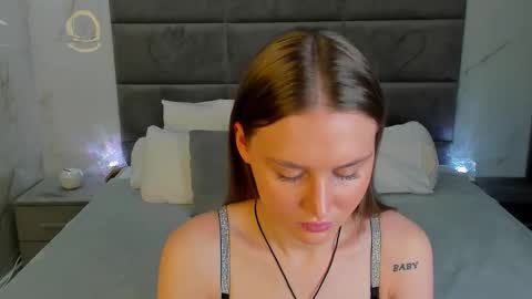 sasha  meow online show from November 17, 2025, 7:25 am