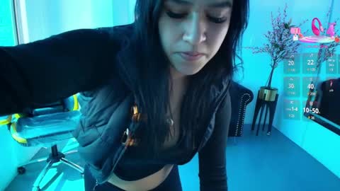 Sasha online show from April 2, 2026, 7:11 pm