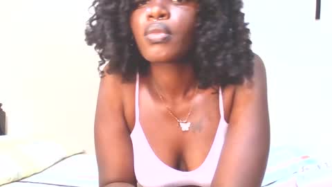 Snapshot of sasha_novah chatting on July 21, 2026, 7:05 pm Sasha online show from July 21, 2026, 7:05 pm