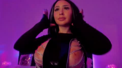 Snapshot of sashachase chatting on December 7, 2024, 7:27 am Sasha online show from December 7, 2024, 7:27 am