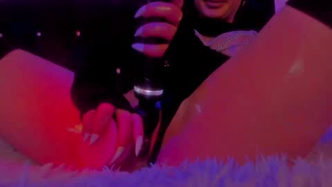 Snapshot of sashachase chatting on January 26, 2025, 1:41 am Sasha online show from January 26, 2025, 1:41 am