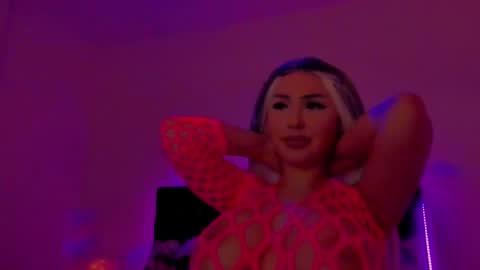 Snapshot of sashachase chatting on September 30, 2025, 2:49 am Sasha online show from September 30, 2025, 2:49 am