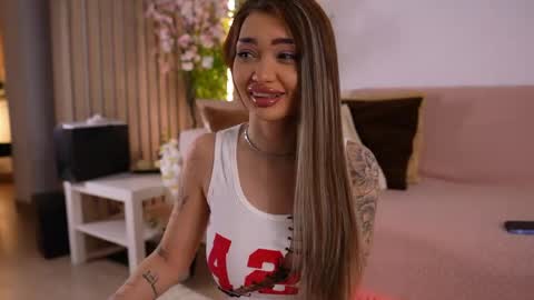 sashafererra online show from April 29, 2026, 6:47 pm
