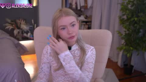 sashalore online show from April 4, 2026, 2:43 am