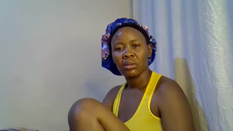 sassy_bella online show from September 13, 2025, 9:25 pm