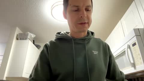 Snapshot of sassyassasin chatting on December 19, 2024, 1:07 am sassyassasin online show from December 19, 2024, 1:07 am