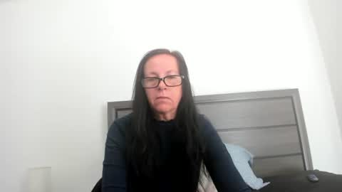 sassypeachgoddess online show from November 9, 2025, 2:04 pm