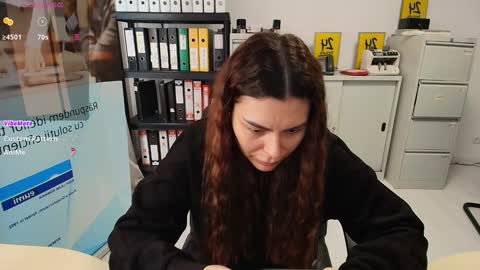 sassytiff online show from January 27, 2025, 12:16 pm