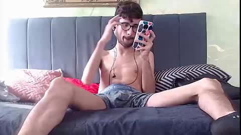 sasuke_bigcock online show from June 10, 2026, 1:54 pm