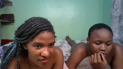 Snapshot of sauce_pety chatting on June 11, 2026, 12:32 am pety online show from June 11, 2026, 12:32 am