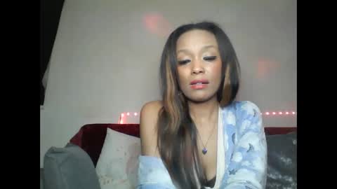 Shaniiice online show from February 21, 2025, 10:15 pm