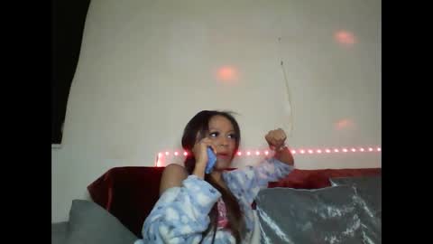 Shaniiice online show from February 25, 2025, 7:36 pm