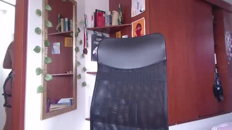 Zaren online show from January 8, 2025, 4:11 pm