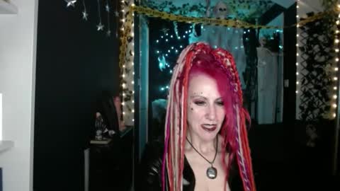 SaucySky online show from October 18, 2025, 7:36 pm