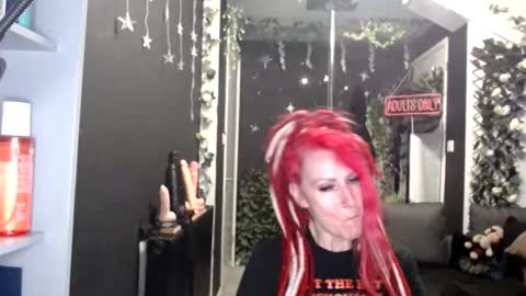 SaucySky online show from April 1, 2026, 9:34 pm