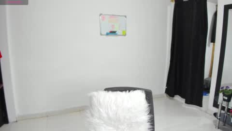 Snapshot of sava_lee chatting on February 12, 2025, 2:14 am Sava lee online show from February 12, 2025, 2:14 am