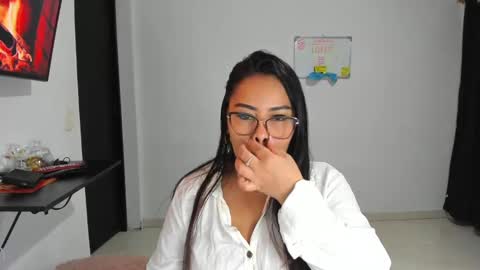 Snapshot of sava_lee chatting on February 14, 2025, 2:07 am Sava lee online show from February 14, 2025, 2:07 am