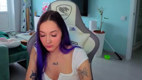 Ariel online show from March 14, 2026, 3:45 am