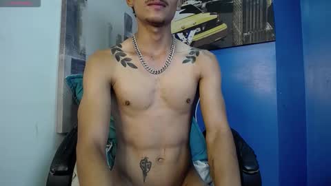 SavageLover  online show from January 5, 2026, 5:27 pm