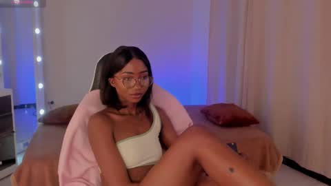 Snapshot of savannahwildee chatting on February 6, 2025, 5:40 pm Savannahwildee online show from February 6, 2025, 5:40 pm