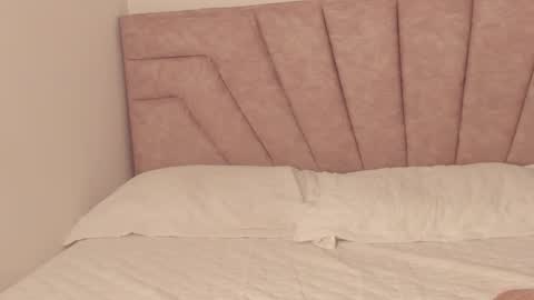 Savannahwildee online show from November 24, 2025, 12:16 pm