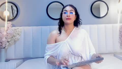 savina_ricci online show from May 29, 2026, 3:26 am