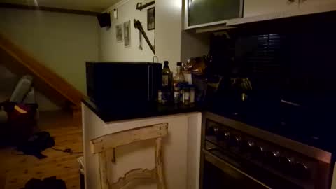 savlan online show from November 22, 2025, 8:19 pm