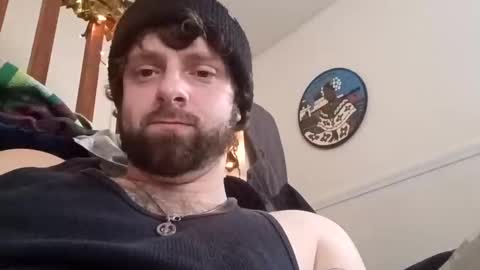 Snapshot of savy5150 chatting on February 9, 2026, 7:40 pm savy5150 online show from February 9, 2026, 7:40 pm