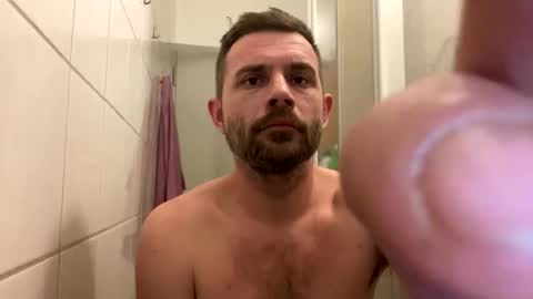 chamomile online show from December 16, 2025, 6:02 pm