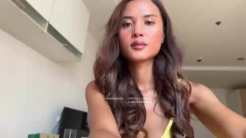 Lydia online show from March 3, 2026, 3:23 am