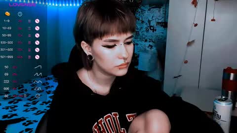 Snapshot of say_mary chatting on February 27, 2025, 2:43 pm pronoun she. name Mary. age 21. online show from February 27, 2025, 2:43 pm