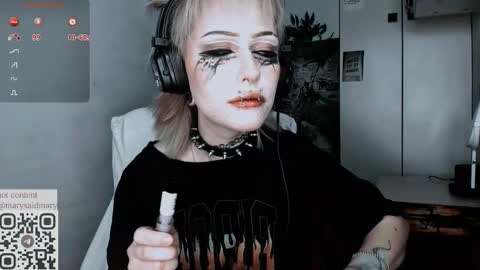 Snapshot of say_mary chatting on September 13, 2025, 11:26 pm pronoun she. name Mary. age 21. online show from September 13, 2025, 11:26 pm