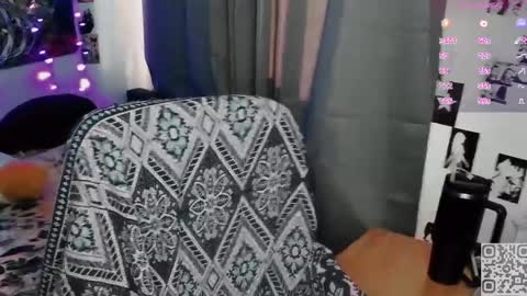 pronoun she. name Mary. age 21. online show from April 1, 2026, 2:58 pm