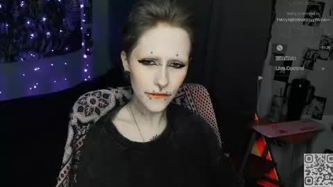 pronoun she. name Mary. age 21. online show from April 27, 2026, 6:39 pm