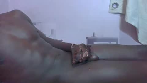 saylich online show from October 3, 2025, 1:52 pm