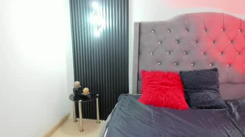 scarbadgirl_ online show from May 11, 2026, 3:34 am