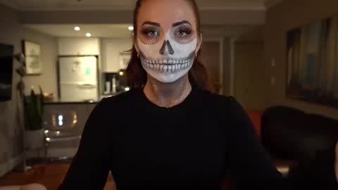 Snapshot of scarlajade chatting on October 31, 2025, 11:50 pm scarlajade online show from October 31, 2025, 11:50 pm