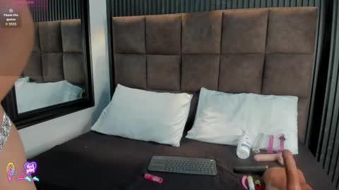 scarlet__love__ online show from May 29, 2026, 11:30 am