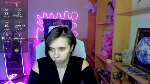 Snapshot of scarlet_sirenn chatting on February 9, 2026, 7:23 am Alexandra online show from February 9, 2026, 7:23 am