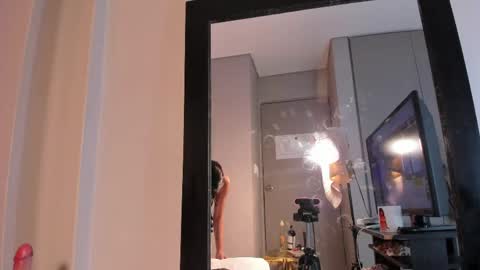 scarlet_vixen_ online show from May 13, 2026, 5:32 pm