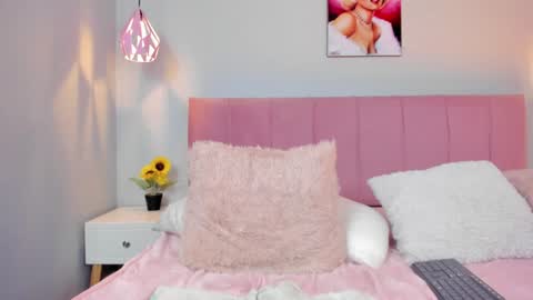Snapshot of scarletgv chatting on February 1, 2025, 1:20 pm Scarlet online show from February 1, 2025, 1:20 pm