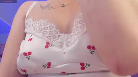 Scarlet  online show from February 20, 2026, 6:10 am