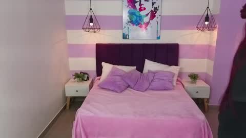 Scarlett online show from March 18, 2026, 12:19 pm