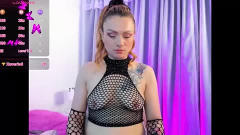 Snapshot of scarlett_blake11 chatting on September 19, 2025, 6:26 am scarlett_blake11 online show from September 19, 2025, 6:26 am