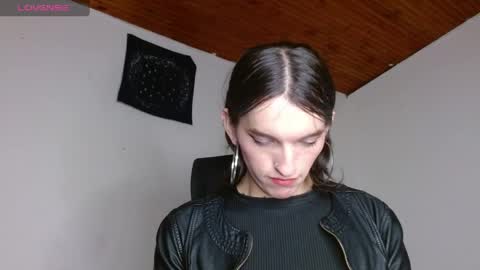 scarlet online show from April 25, 2026, 4:59 am