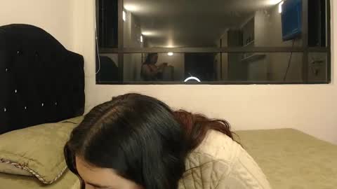 Snapshot of scarlett_evance chatting on January 18, 2025, 3:53 am Scarlett and Jazmin online show from January 18, 2025, 3:53 am