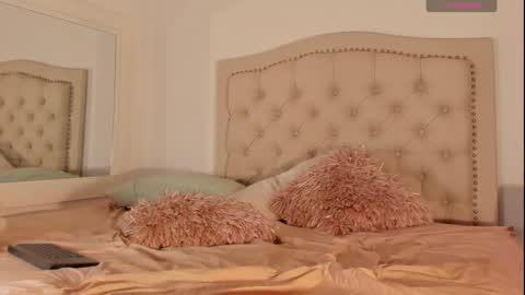 Scarlett Grand online show from February 9, 2025, 6:43 am