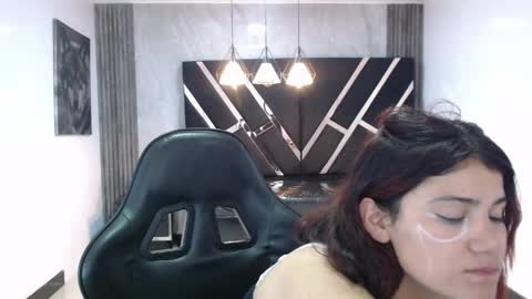 Snapshot of scarlett_jhonson_ch chatting on April 12, 2026, 3:17 pm scarlett_jhonson_ch online show from April 12, 2026, 3:17 pm